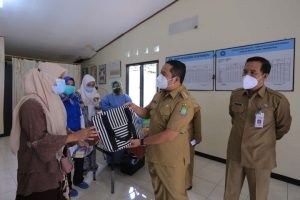 DP3AP2KB Gelar Pelayanan KB dan IVA Tes Dihari Jadi Kota Tangerang