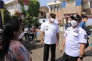 Pemkot dan Bulog Kolaborasikan Operasi Pasar dan Vaksinasi Covid-19 