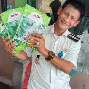 Camat Jatiuwung Manpaatkan Lahan Kosong Menanam Jagung Ketan 