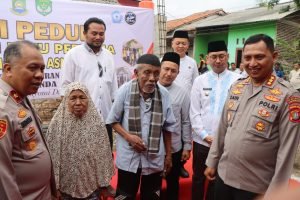 Polres Metro Tangerang Kota Bedah Rumah Ustad di Belendung, Simak Kisahnya