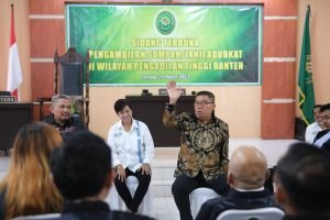 29 Pengacara Di Sumpah Di Pengadilan Tinggi Banten.