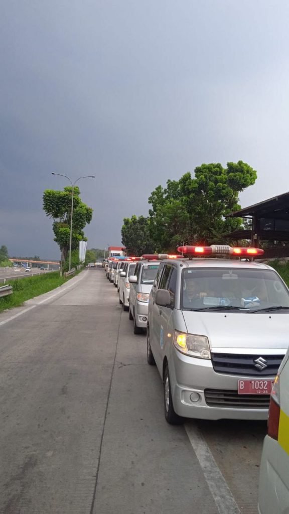 Warganya Alami Kecelakaan di Guci Tegal, Benyamin Perintahkan Dinkes Segera Kirim Tim Medis