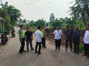 Guna Antisipasi Bencana Banjir, PUPR Kota Tangerang Tinggikan Tanggul RW 15 Perumahan Garden City Kec Priuk