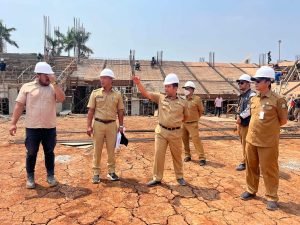 Tinjau Sejumlah Proyek Fasos Fasum, Arief Tekankan Kecermatan dan Ketelitian