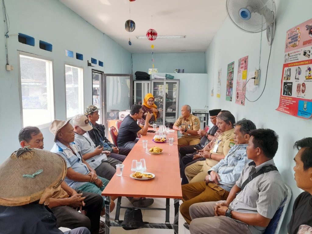 Lurah Pasir Jaya, Berharap Bagi Penarik Gerobak Sampah Jam 9 Harus Di TPS Babulak