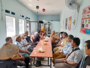 Lurah Pasir Jaya, Berharap Bagi Penarik Gerobak Sampah Jam 9 Harus Di TPS Babulak