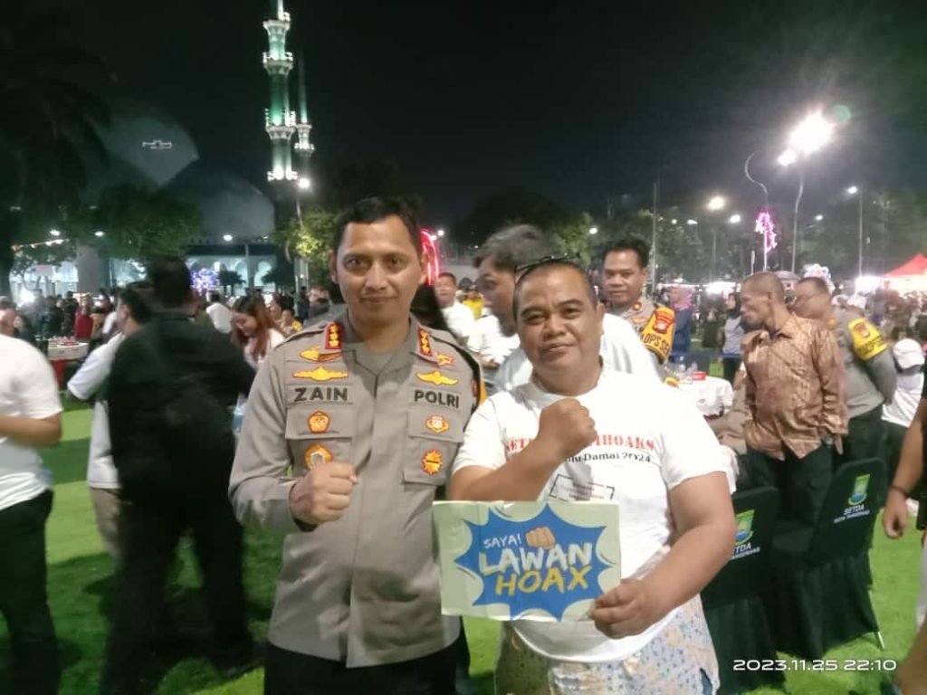 Kawal Pemilu 2024 berjalan Aman dan Damai, Kapolres Metro Tangerang Kota bersama penggiat media sosial Deklarasi Anti Hoax