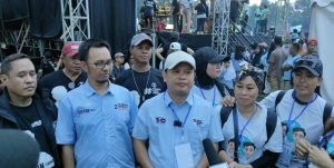 Puluhan Ribu Pendukung Prabowo Gibran Padati Alun-alun Tangerang