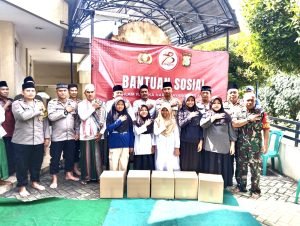 Rangkaian Hari Bhayangkara ke-78, Polisi Berbagi Bersama Yatim dan Duafa di Batuceper Tangerang