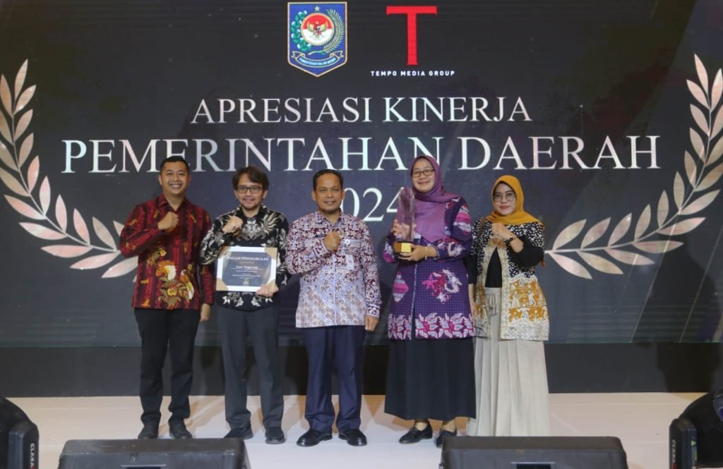 Kemendagri Berikan Penghargaan Pemkot Tangerang dalam AKPD 2024