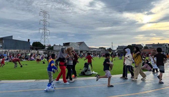 Semrawut, Alun-Alun Ciledug Kian Dikeluhkan Masyarakat