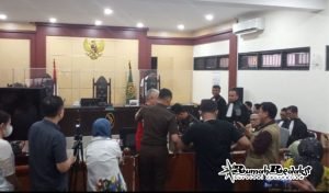 Majelis Hakim Putuskan Charlie Chandra Sebagai Terdakwa Tetap