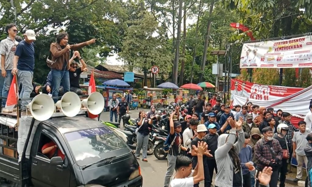 Abaikan Hak Pekerja, Ratusan Masa Aksi Tuntut Sanksi Tegas PT EJP di Tangerang