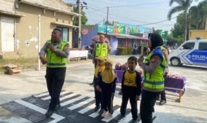 Polisi Sahabat Anak Edukasi Aturan Lalu Lintas Sejak Dini