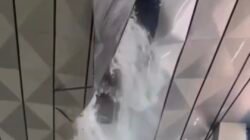 Atap Terminal 3 Bandara Soetta Jebol Akibat Hujan Deras