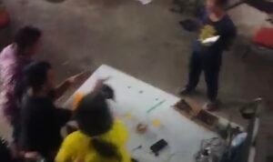 Viral, Petugas Damkar Dianiaya Pria Berambut Gondrong Hingga Robek di Pelipis Mata