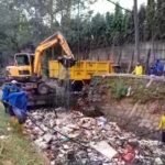 Sampah di Kali Sabi Dibersihkan, Gubernur Banten: Tangani Banjir Tak Cukup Hanya Normalisai Sungai