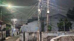 Tunggu Intruksi Satpol PP, Tiang Internet Ilegal di Karang Tengah Bakal Ditertibkan