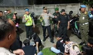 Jadi Lokasi Miras dan Keributan, Area Parkir Kedai Kopi di Tangerang Ditertibkan Petugas Gabungan
