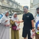 Forwat Bagikan Ratusan Paket Daging Kurban ke Warga Tangerang