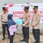 Polsek Neglasari Salurkan 100 Paket Sembako untuk Warga Jelang HUT Bhayangkara