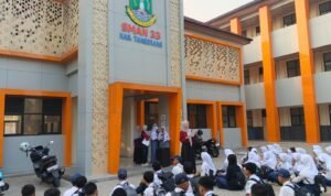 Intip Fasilitas dan Suasana Hari Pertama SMAN 33 Tangerang yang Baru Resmi Dibuka