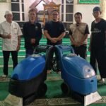Harap Ridho Allah, Al Fajr Peduli Bersih-bersih Masjid Jami Ibadillahis Sholihin