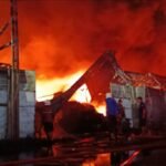 Pabrik Dupa di Tangerang Terbakar, 3 Rumah Warga Ikut Ludes Dilalap si Jago Merah