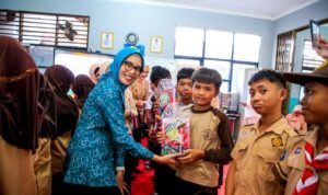 HAN 2026, DWP Tangsel Bagikan Ratusan Paket Alat Tulis dan Edukasi Cegah Bullying
