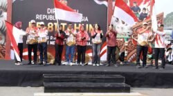 Semarak Kemerdekaan, Gubernur bersama Pimpinan Pemkot Tangerang Lepas Kirab Bendera Raksasa