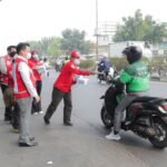Dampak Erupsi Anak Krakatau, PMI Tangsel Bagikan 14 Ribu Masker Gratis