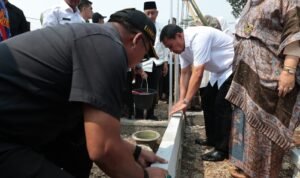 Bupati Tangerang Pimpin Peletakan Batu Pertama Bedah RTLH