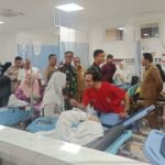 Forkopimda Sidoarjo Tinjau Kondisi Santri Ponpes Manbaul Hikam Putat Keracunan MBG