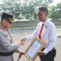 Ungkap Sabu 25 Kg, 12 Personel Satresnarkoba Polres Metro Tangerang Kota Diganjar Penghargaan
