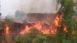 Korsleting Listrik, Lapak Furnitur di Kota Tangerang Ludes Terbakar